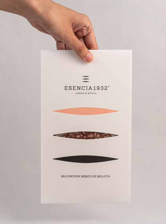 Ibérico Salchichón – sliced